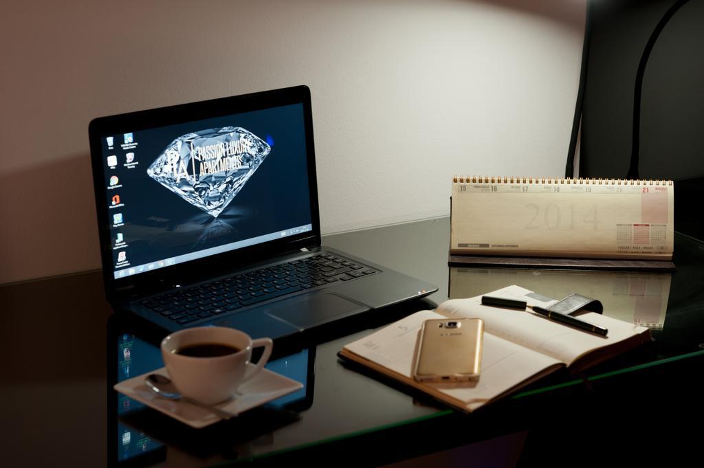 Diamonds Apartment Krakov Pokoj fotografie